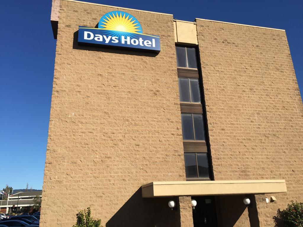 Days Hotel By Wyndham Oakland Airport-Coliseum Luaran gambar