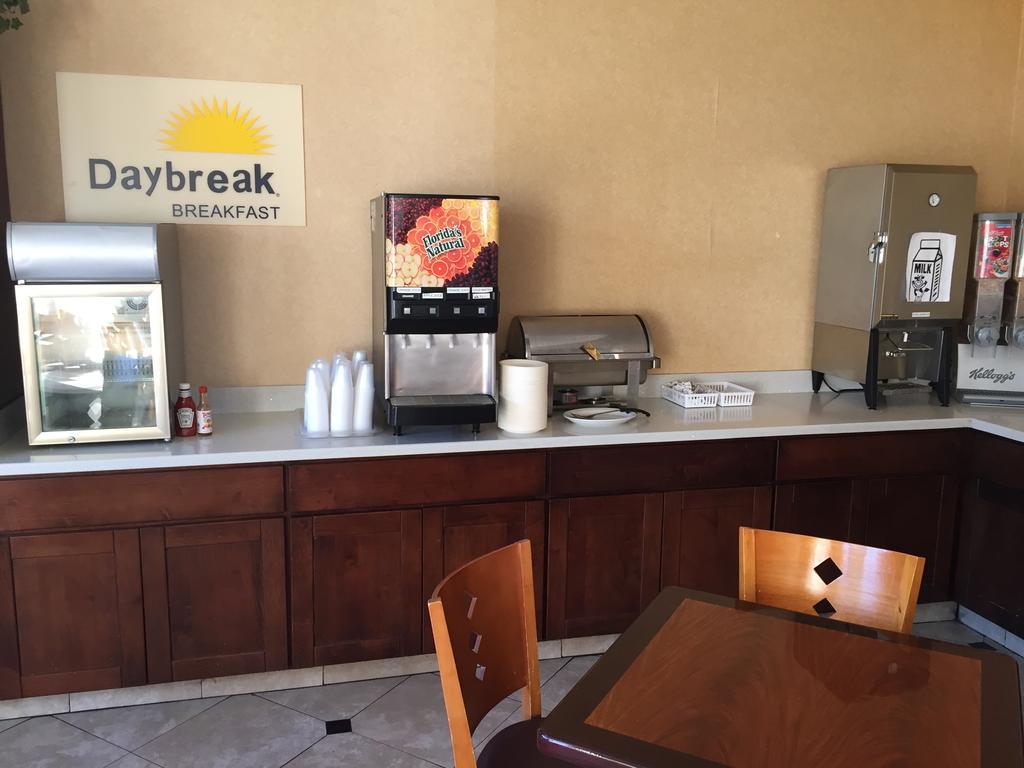 Days Hotel By Wyndham Oakland Airport-Coliseum Luaran gambar