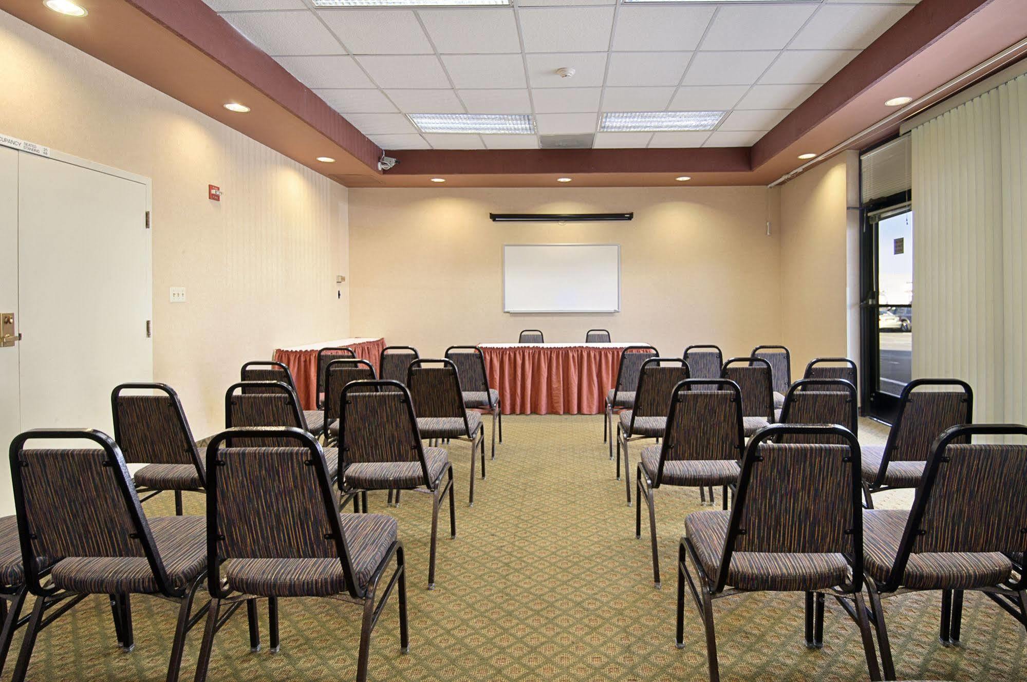 Days Hotel By Wyndham Oakland Airport-Coliseum Kemudahan gambar