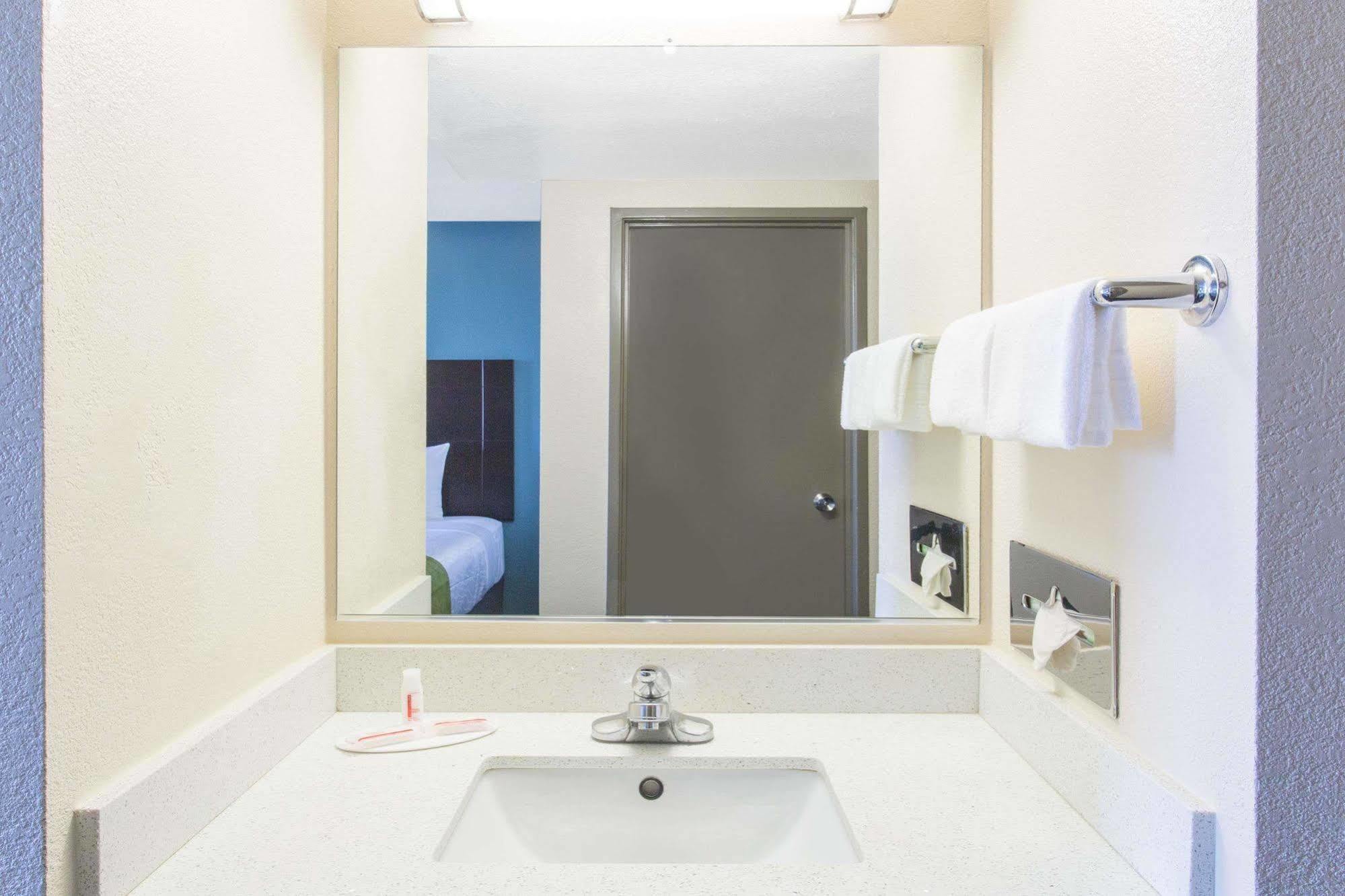 Days Hotel By Wyndham Oakland Airport-Coliseum Luaran gambar